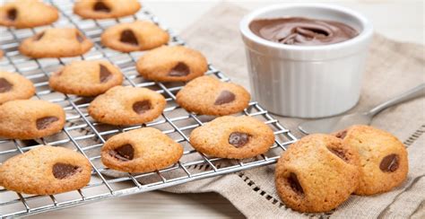 Hazelnut Chocolate Filled Cookie Prima Flour