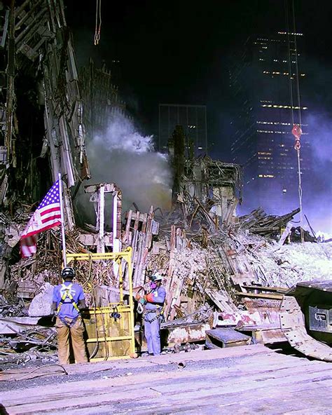 Unseen Photos From The 911 Terror Attack Clean Up
