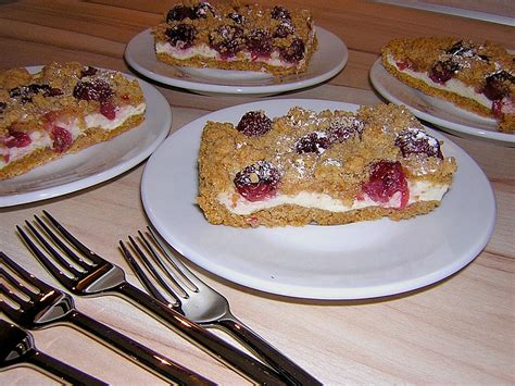 Schneller Quark -Streuselkuchen mit Obst von lametti