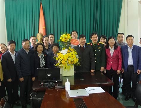 Sáng 2/5, vĩnh phúc thông báo khẩn tìm người đến quán karaoke, quán ăn, trung tâm chăm sóc sức khỏe. Đoàn công tác Quốc hội kiểm tra việc thực hiện phòng ...