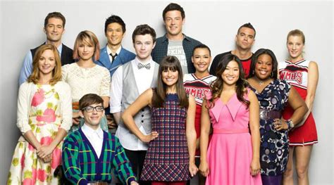 ‘glee Cast Remembers Cory Monteith In Final Season Television News