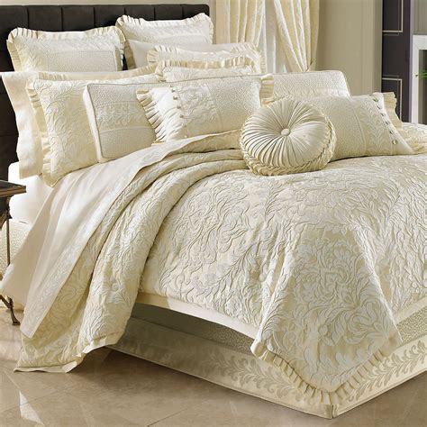 Queen Street Maddison 4 Pc Damask Scroll Comforter Set Color Ivory