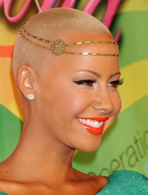 Amber Rose Photo 61 Of 145 Pics Wallpaper Photo 392097 Theplace2