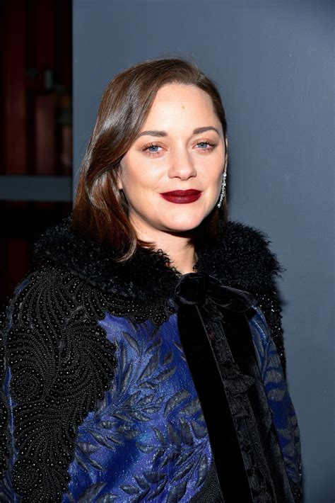 The film, assassin's creed is an adaptation of the ubisoft video game released in november last year, and which has sold 91 million units so far. Pregnant MARION COTILLARD at 'Assassin's Creed' Premiere ...