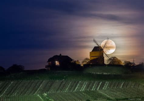Moulin de Verzenay, levée de pleine lune | Frédéric Leroux Photographe