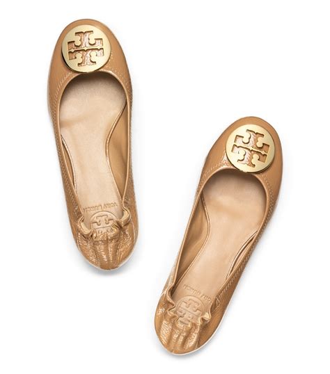 Read My Life As Carrie Currently Wanting Tory Burch Flats
