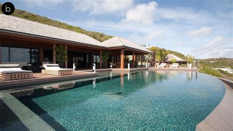 C'est le décorateur philippe puron qui se chargea de sublimer cette pièce toute. Johnny Hallyday : Læticia met leur villa de St-Barth en ...