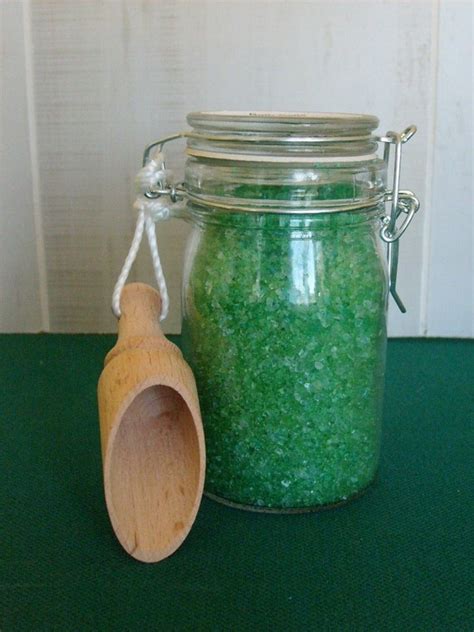 A shower or a salt bath, using epsom salts or sea salt can be used to soothe human skin as well as bird skin. 10 oz Patchouli Bath Salt | Etsy | Bath salts, Patchouli ...