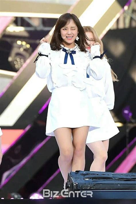 Pin On 김세정 Kim Se Jeong