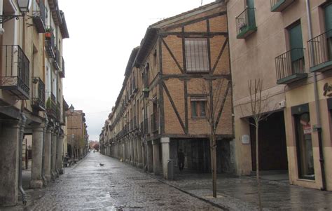 Simple Science: How to Make a Volcano with Kids
