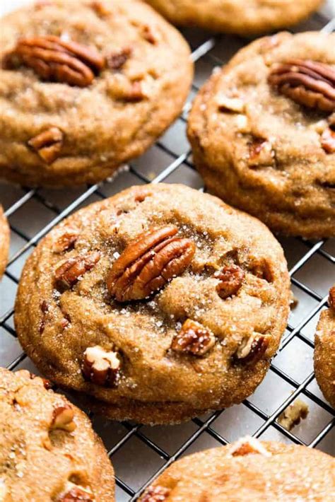 The Best Thick And Chewy Browned Butter Pecan Cookies Foodtasia