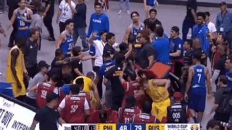 Batalla campal en el Filipinas Australia de baloncesto puñetazos