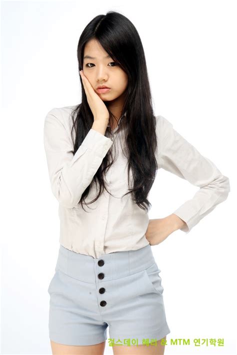 No matter how much i love her, i don't want to be delusional saying she can act when she really can't. :: Girl's Day ::: PICS Hye Ri -Predebut Fotos- MTM May Queen
