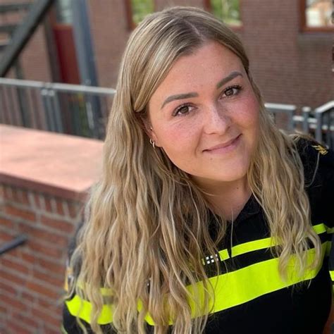 Lisa Ploeger Intake And Service Politie Nederland Linkedin