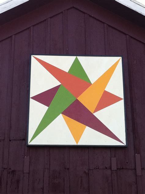 What makes a quilt pattern perfect for a beginner? Image result for Traditional Barn Quilt Patterns Free Printable | Barn quilt, Painted barn ...