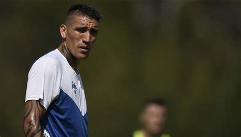 Publicado em 14 de outubro de 2010 por tb9. Vélez visita o Aucas em busca de classificação na Copa Sul ...