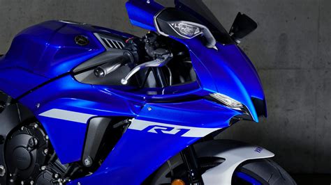 The r1m remains the pinnacle of yamaha supersport motorcycles, and short of grabbing one of valentino rossi's old motogp bikes, this is the most performance you can have with the tuning forks logo. Yamaha YZF-R1 - Features and Technical Specifications