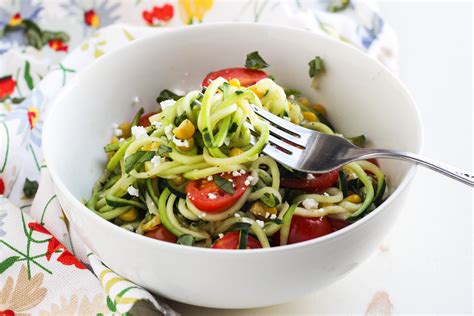 Spiralized Zucchini Noodles With Corn And Tomatoes