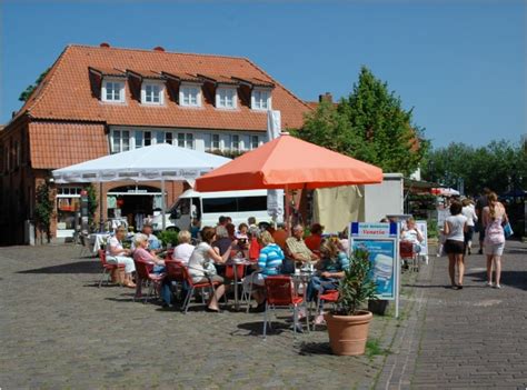Moderne teppiche günstig online kaufen top marken kostenloser versand trusted shops: Oldenburg in Holstein Urlaub zwischen Ostseebädern