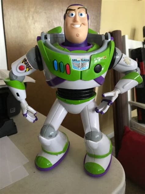 Thinkway Toys Toy Story 3 Ultimate Buzz Lightyear 16in Programmable