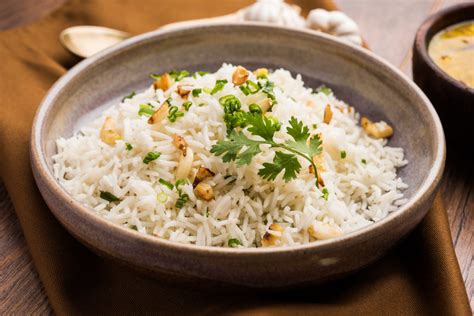 Carbohydrate counts for rice can vary based on the type of rice. Delicious and Healthy Low-Carb Rice Substitutes - Perfect Keto