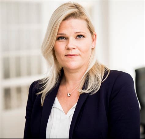 2 stgb vor und wie wird diese bestraft? Unterhaltsrecht: Einmal Chefarztgattin, immer ...