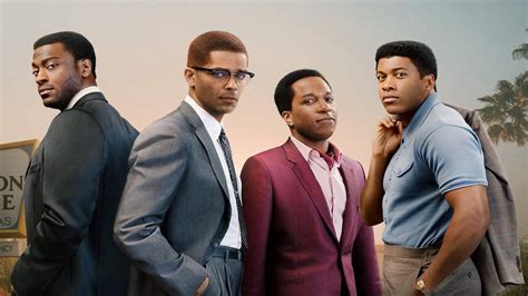 A raíz de la victoria de cassius clay frente a sonny liston en 1964, el boxeador se reúne con malcolm x, sam cooke y jim brown para cambiar el curso de la historia en el sur segregado. One Night In Miami (2020) | Film Review | This Is Film