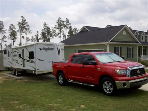 Visit cars.com and get the latest information, as well as detailed specs and features. Toyota tundra towing capacity - Towing