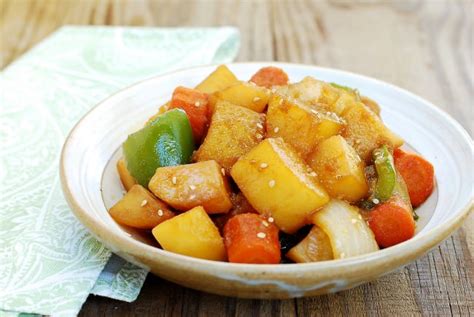 Gamja Jorim Korean Braised Potatoes Recipes Korean Side Dishes Vegetable Side Dishes