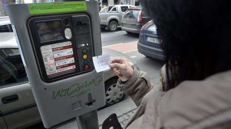 Ingyenes parkolás? - itt a főváros válasza - Infostart.hu