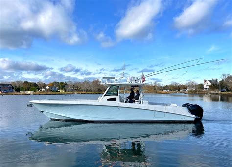 2010 Boston Whaler 370 Outrage Saltwater Fishing For Sale Yachtworld