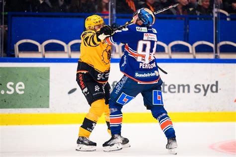 SHL: Skellefteås Axel Sandin Pellikka, 17, avgjorde med drömstraff