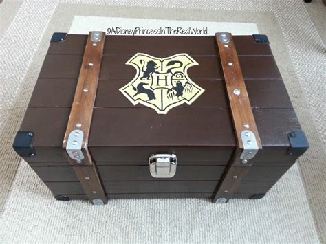 A Disney Princess In The Real World Diy Harry Potter Trunk
