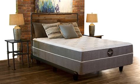 Simmons has been making high quality mattresses for those who care about getting their rest the right way for over 140. Premiere I Pocketed Coil Mattresses | Bozeman, MT ...