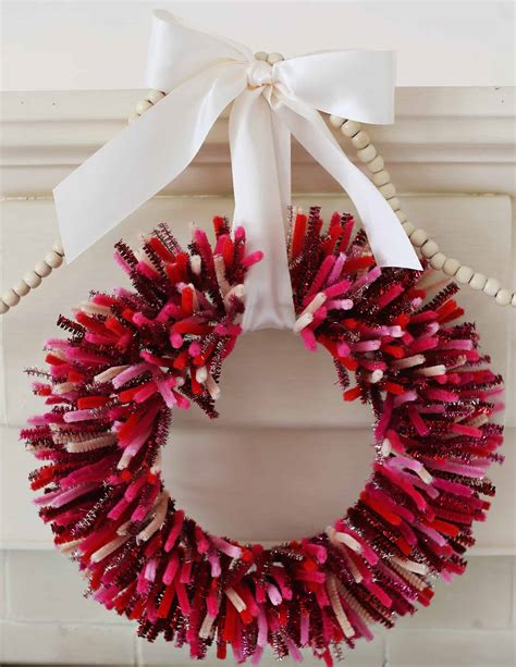 Diy Pipe Cleaner Wreath A Beautiful Mess