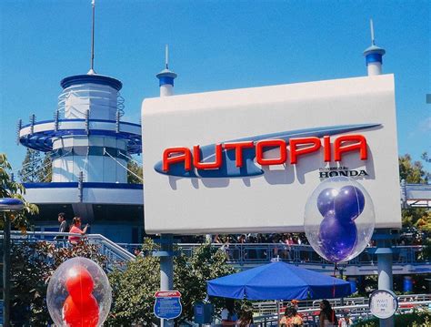 Autopia Where I Learned How To Drive Disneyland Its A Small World Blog