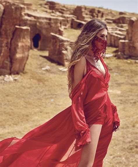 Seyma Subasi Fashion Night Dress Red Leather Jacket