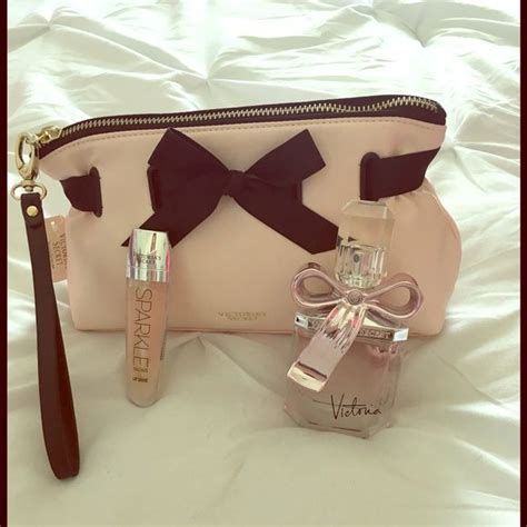 🎀 Victorias Secret Bundle 🎀 Sparkle Lips Signature Fragrance Secret