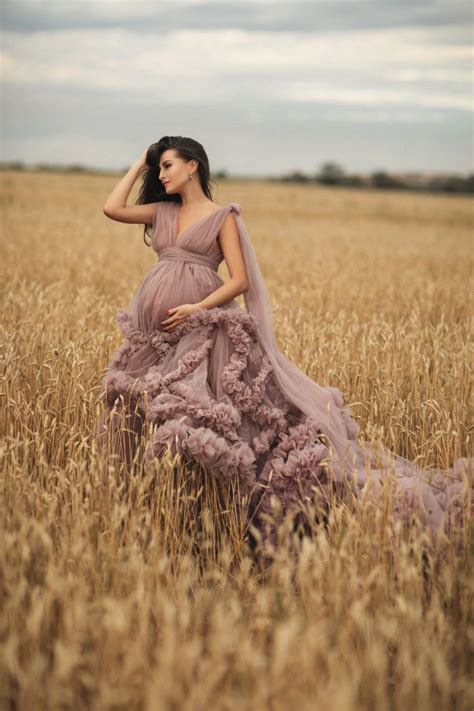 Maternity Dresses For Photoshoot Maternity Gowns Maternity Pictures