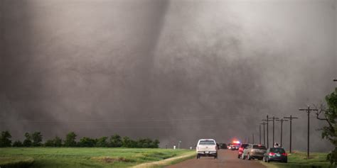 Kansas Tornado Drought Ends As Huge Wedge Twister Touches Down Inverse