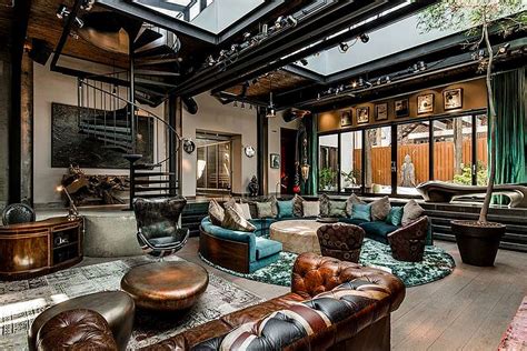 Une magnifique demeure au style industriel sur le Plateau-Mont-Royal