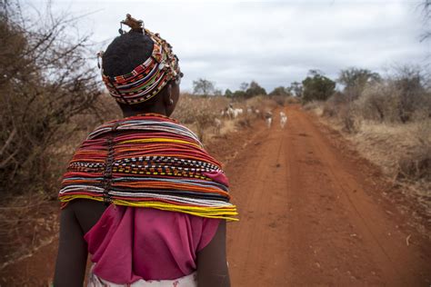 Visitando O Samburu Tribo Do Quênia