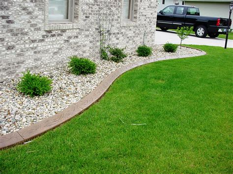 Convenience with Steel Landscape Edging | Landscaping - Gardening Ideas