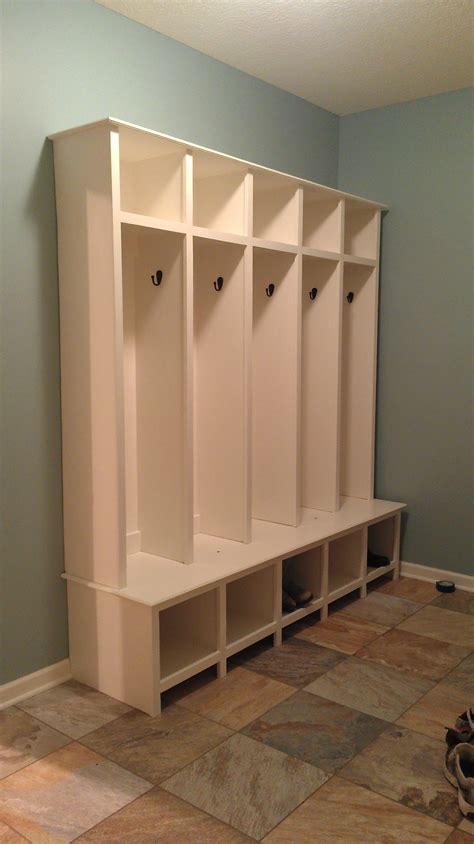 2030 Mudroom Cubbies With Bench