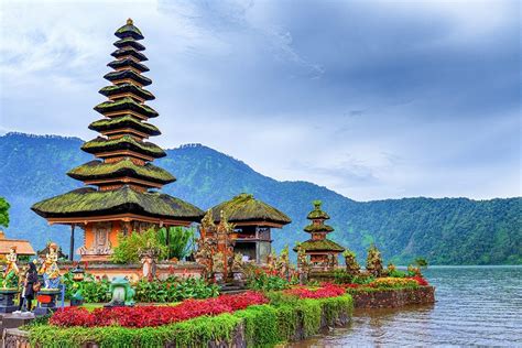 Top 10 Bali Temples Kupu Kupu Barong Hotel In Bali With Luxury Villas