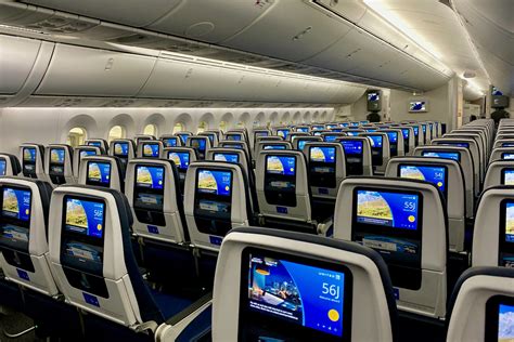 What's the value of a united mile? United Airlines adds extra step to get refund for seat fees