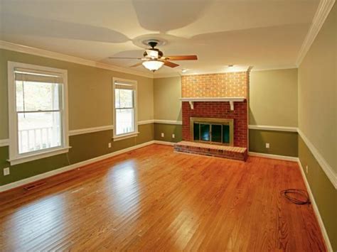 Ornate style of chair rail. 5024 Allenbrooke Lane, Fuquay-Varina, NC.