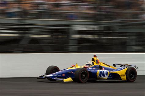Indianapolis 500 Welcomes 135000 Fans In Global Benchmark News