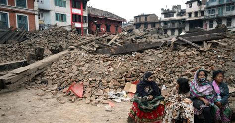 Nations Rushing Rescue Aid To Nepal Earthquake Survivors Cbs News