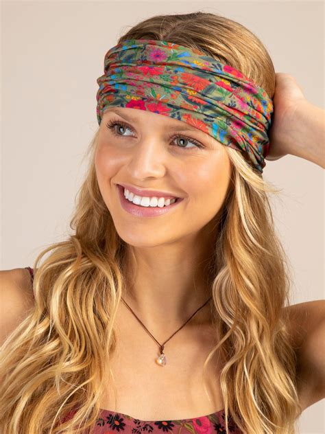 Everyone loves the Boho Bandeau® and all the different ways to wear